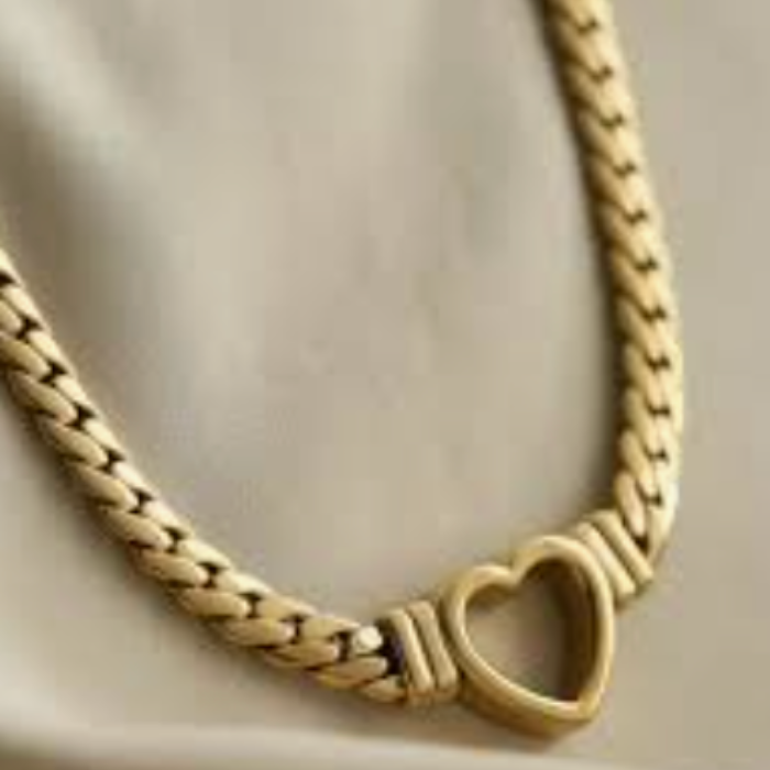 Tessa Heart Necklace